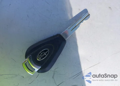 2005 Subaru Legacy 2.5I from USA, damaged, VIN 4S3BL616257200530